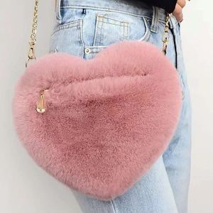 Dust pink Heart Design Chain Fluffy Novelty Bag Heart Shaped Fluffy Shoulder bag